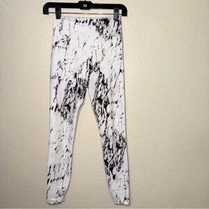 Beyond Yoga Marble Leggings Women’s XS Black White High Waisted Yoga Pants
